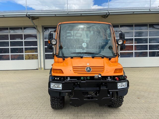 Unimog 300 - U300 405 28539 mit Wandlerkupplung Me - سيارة بلدية: صور 2 Unimog 300 - U300 405 28539 mit Wandlerkupplung Me - سيارة بلدية: صور 2