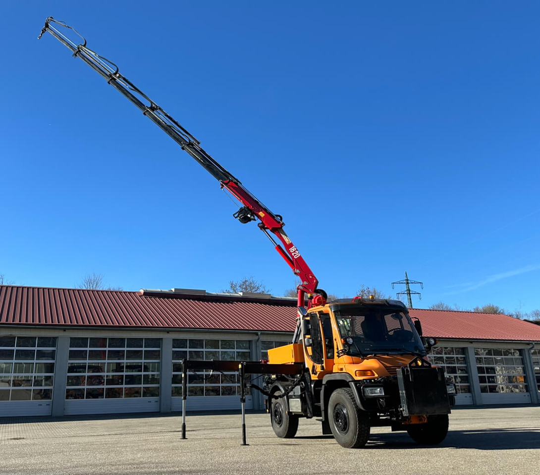 Unimog 400 - U400 405 25177 mit Wechselkran Merced - سيارة بلدية: صور 1 Unimog 400 - U400 405 25177 mit Wechselkran Merced - سيارة بلدية: صور 1