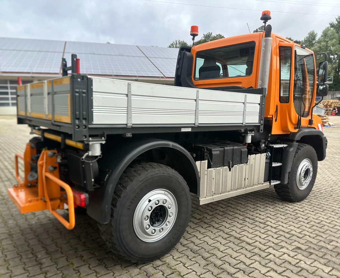 Unimog 530 - U530 405 44301 Mercedes Benz 405 - سيارة بلدية: صور 5 Unimog 530 - U530 405 44301 Mercedes Benz 405 - سيارة بلدية: صور 5