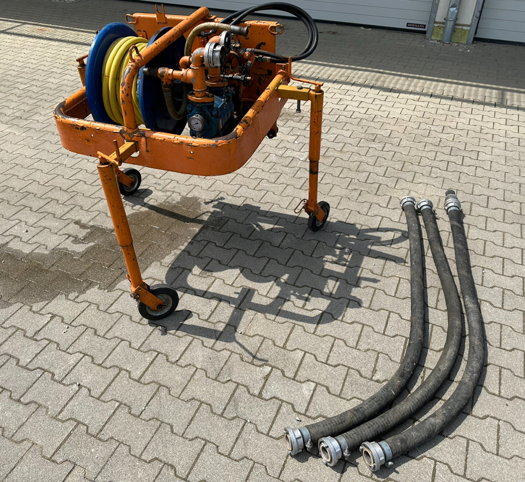 Unimog Frontanbauwasserpumpe Deu. hyd. - مضخة مياه: صور 1 Unimog Frontanbauwasserpumpe Deu. hyd. - مضخة مياه: صور 1
