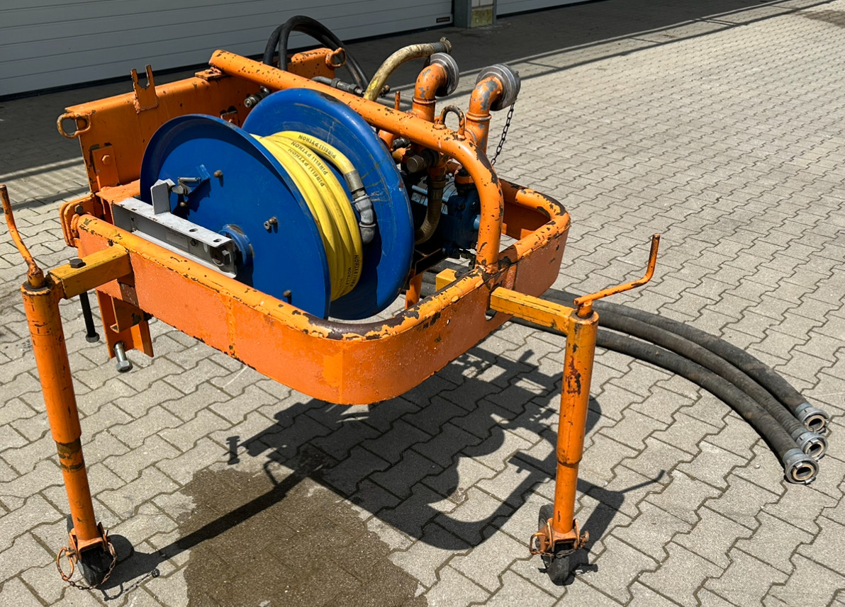 Unimog Frontanbauwasserpumpe Deu. hyd. - مضخة مياه: صور 3 Unimog Frontanbauwasserpumpe Deu. hyd. - مضخة مياه: صور 3