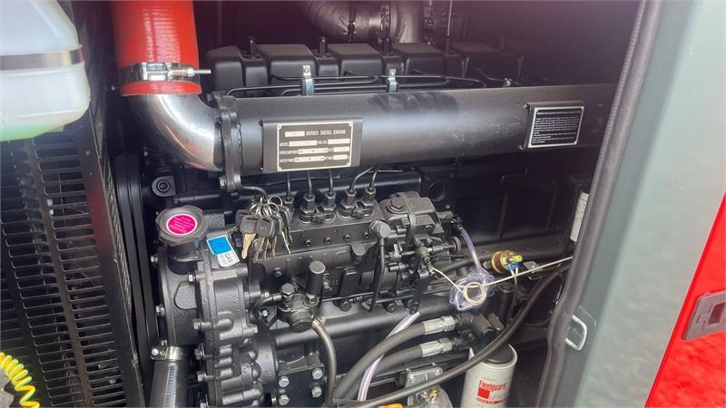 Bauer GFS-120 ATS, 120 kW/150 kVA Fabriksny generator - مجموعة المولدات: صور 4 Bauer GFS-120 ATS, 120 kW/150 kVA Fabriksny generator - مجموعة المولدات: صور 4