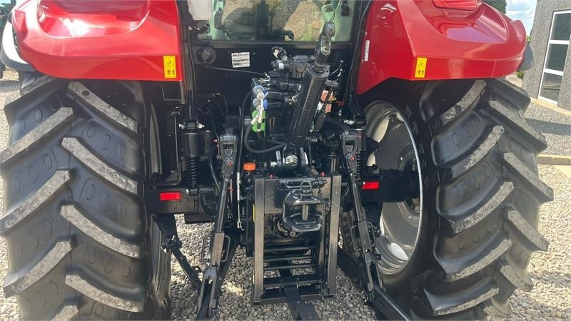 Case IH Farmall 90A Kun 131 timer - جرار: صور 4 Case IH Farmall 90A Kun 131 timer - جرار: صور 4