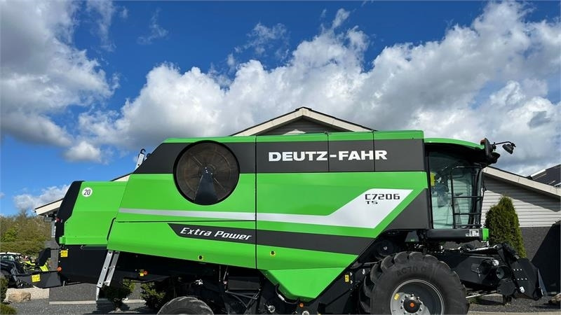 Deutz-fahr C7206 With 24feed - 7.2m header. New and unused Co - حصادة شاملة: صور 4 Deutz-fahr C7206 With 24feed - 7.2m header. New and unused Co - حصادة شاملة: صور 4