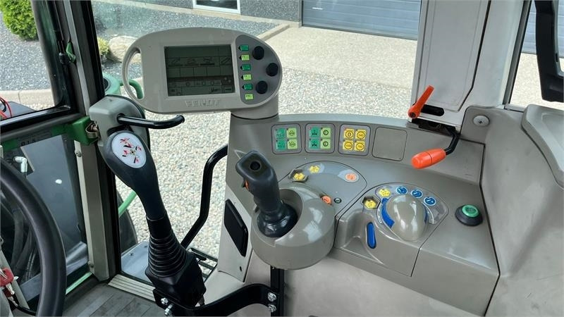 Fendt 410 Vario med frontlæsser. - جرار: صور 5 Fendt 410 Vario med frontlæsser. - جرار: صور 5