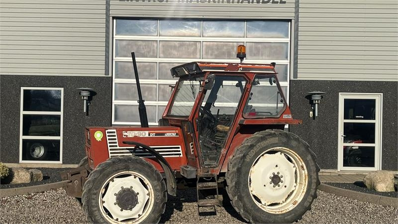 Fiat 70-90 Med bred Comfort kabine - جرار: صور 1 Fiat 70-90 Med bred Comfort kabine - جرار: صور 1