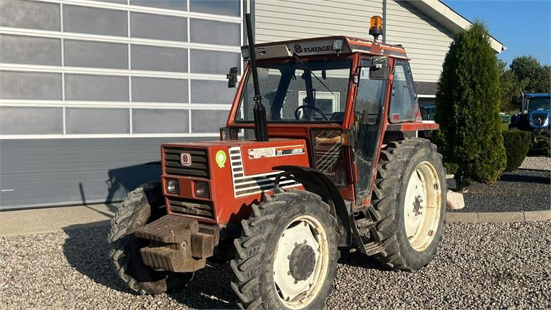 Fiat 70-90 Med bred Comfort kabine - جرار: صور 2 Fiat 70-90 Med bred Comfort kabine - جرار: صور 2