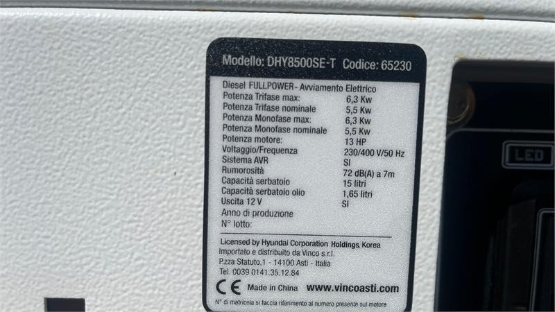 Hyundai DHY8500SE-T 7,0kW diesel - مجموعة المولدات: صور 4 Hyundai DHY8500SE-T 7,0kW diesel - مجموعة المولدات: صور 4