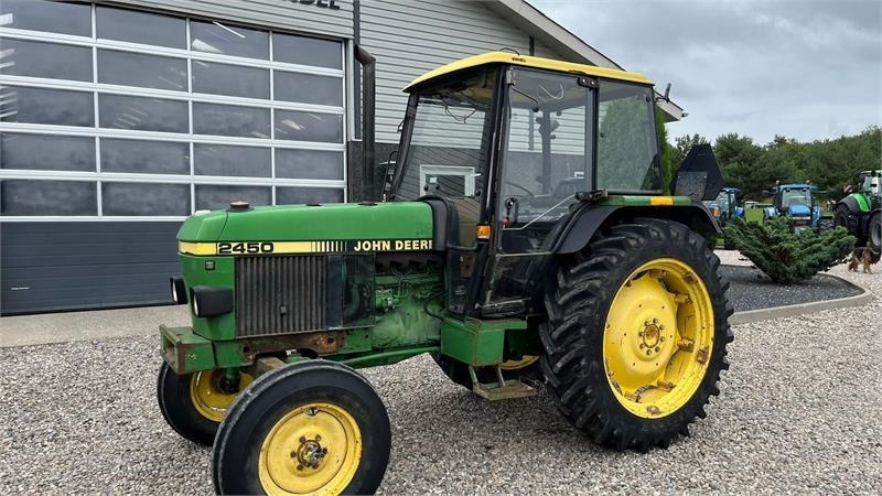 John Deere 2450 Med servostyring - جرار: صور 5 John Deere 2450 Med servostyring - جرار: صور 5