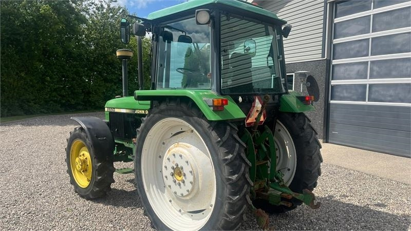 John Deere 2650 Med SGII kabine, 540 og 1000 pto omd - جرار: صور 3 John Deere 2650 Med SGII kabine, 540 og 1000 pto omd - جرار: صور 3