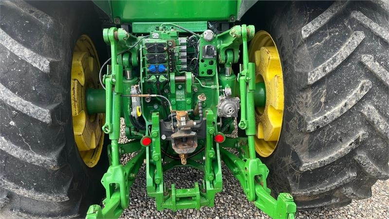 John Deere 8260R - جرار: صور 4 John Deere 8260R - جرار: صور 4