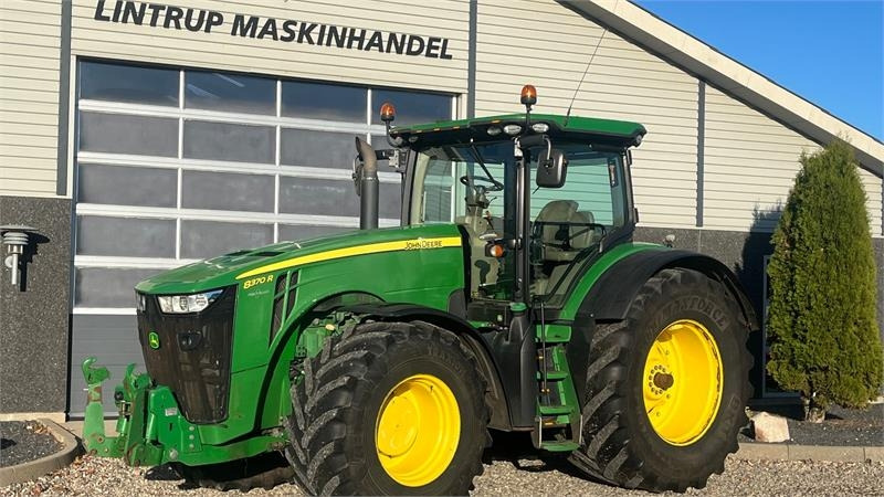 John Deere 8370R Med frontlift og fuld servicehistorik - جرار: صور 2 John Deere 8370R Med frontlift og fuld servicehistorik - جرار: صور 2