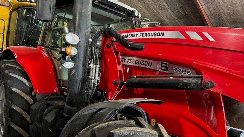 Massey Ferguson 7726 S DynaVT Med front læsser. Læsser er meget li - جرار: صور 2 Massey Ferguson 7726 S DynaVT Med front læsser. Læsser er meget li - جرار: صور 2