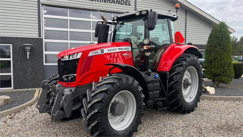 Massey Ferguson 7726 S DynaVT Med frontlift - جرار: صور 2 Massey Ferguson 7726 S DynaVT Med frontlift - جرار: صور 2