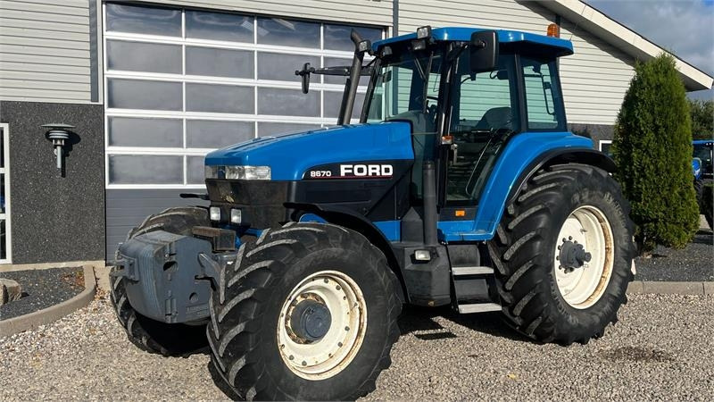 New Holland 8670 Supersteer Samme ejer siden 2012, evt. med tv  - جرار: صور 2 New Holland 8670 Supersteer Samme ejer siden 2012, evt. med tv  - جرار: صور 2