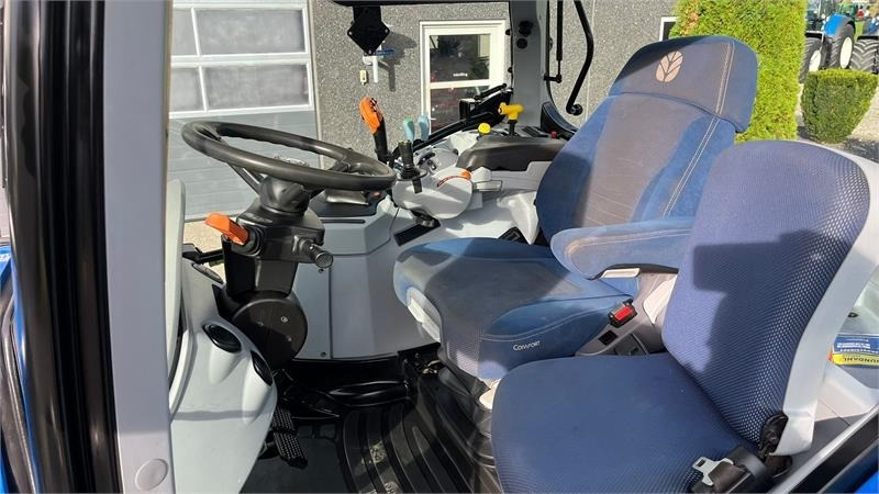 New Holland T7.165S Med frontlæsser - جرار: صور 5 New Holland T7.165S Med frontlæsser - جرار: صور 5