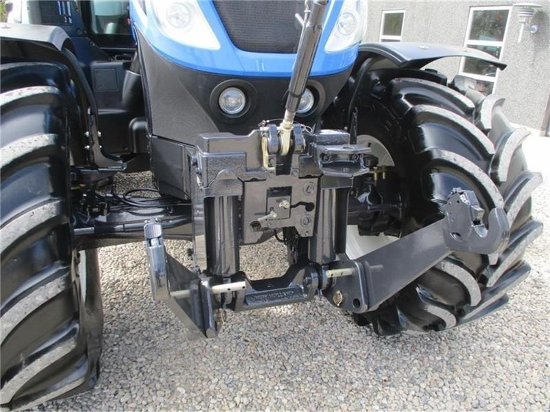 New Holland T7.230 AutoCommand, meget velholdt traktor - جرار: صور 5 New Holland T7.230 AutoCommand, meget velholdt traktor - جرار: صور 5