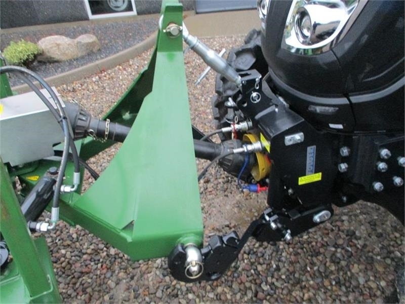 Solis 60 Med frontlift, frontPTO og Thyregod kost - جرار: صور 4 Solis 60 Med frontlift, frontPTO og Thyregod kost - جرار: صور 4