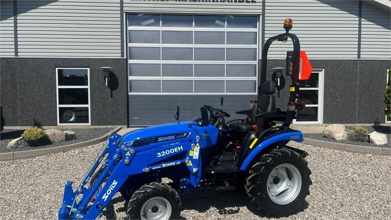 Solis H26 HST Med Frontlæsser - جرارات البلدية: صور 1 Solis H26 HST Med Frontlæsser - جرارات البلدية: صور 1