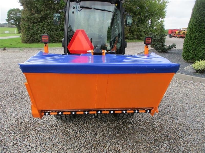 جرارات البلدية Solis H26 HST SNOW EDITION med frontlift, front PTO, Var: صور 8