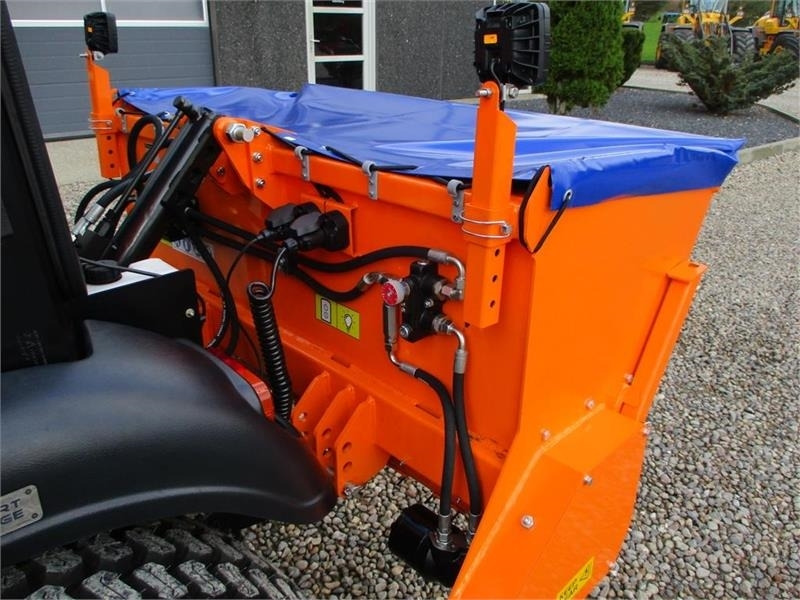 جرارات البلدية Solis H26 HST SNOW EDITION med frontlift, front PTO, Var: صور 6