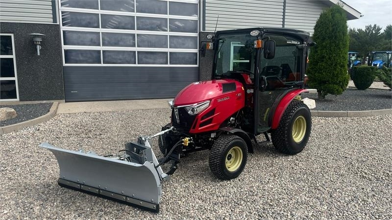 Yanmar YT 235H 4WD Snow Edition med sneplov og spreder - جرار: صور 2 Yanmar YT 235H 4WD Snow Edition med sneplov og spreder - جرار: صور 2