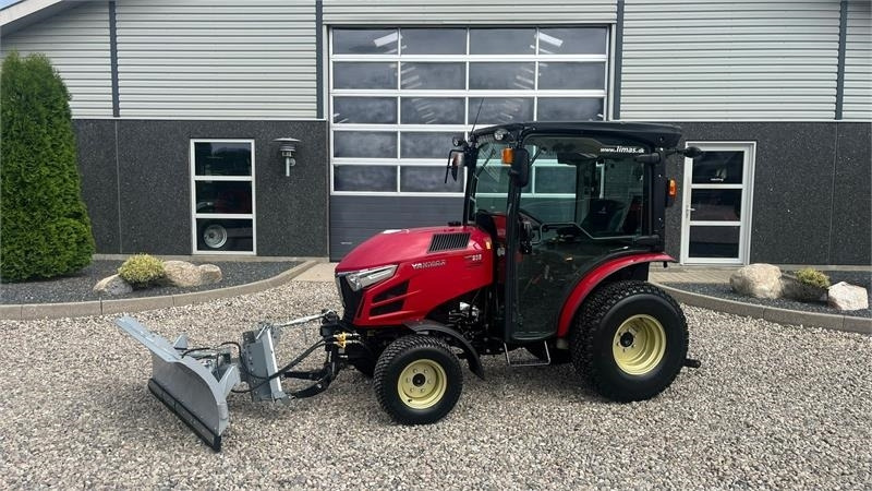 Yanmar YT 235H 4WD Snow Edition med sneplov og spreder - جرارات البلدية: صور 1 Yanmar YT 235H 4WD Snow Edition med sneplov og spreder - جرارات البلدية: صور 1