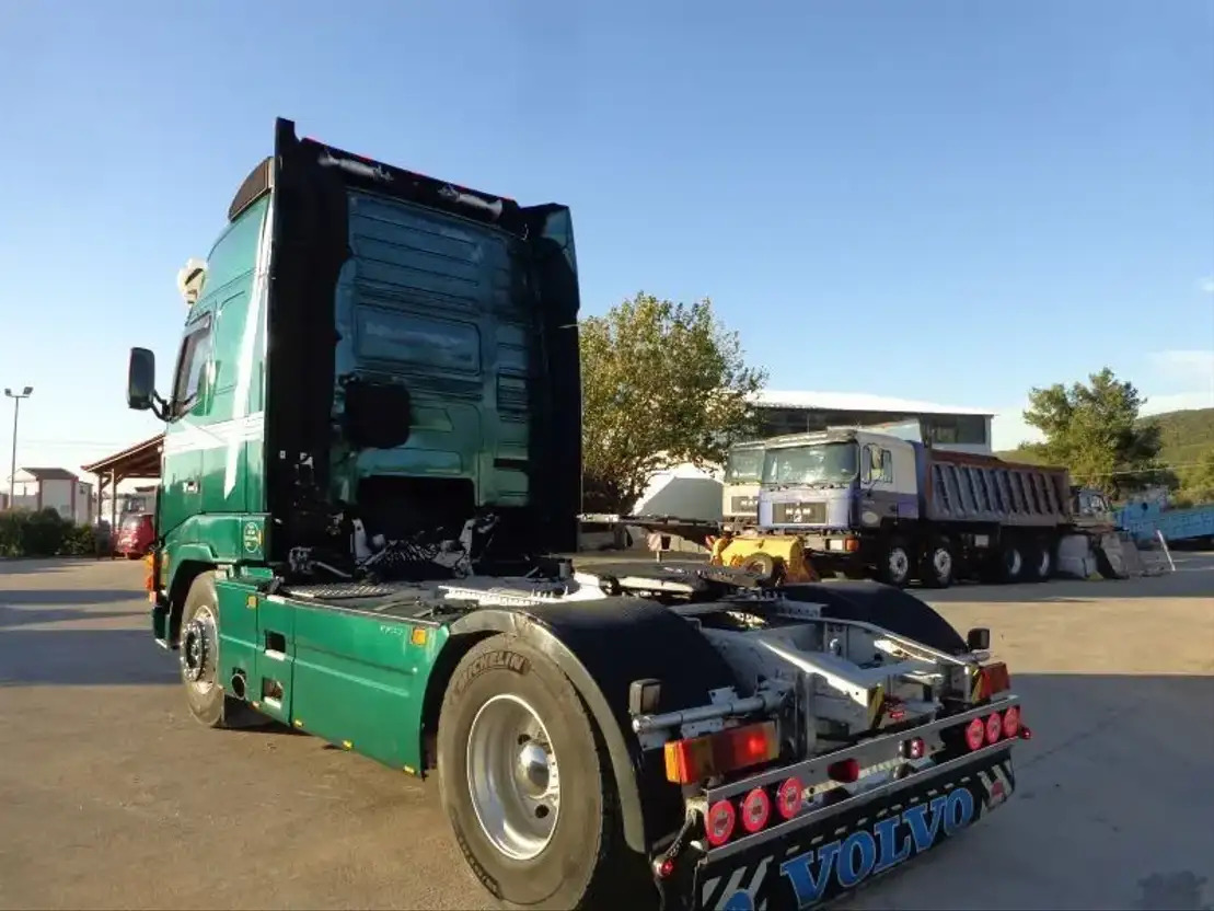 Volvo FH 12.420 Volvo FH12.420 4X2 - شاحنة جرار: صور 5 Volvo FH 12.420 Volvo FH12.420 4X2 - شاحنة جرار: صور 5