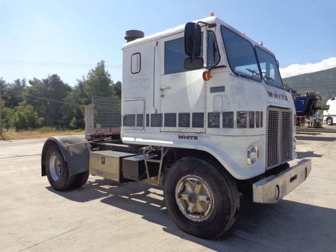 White WHITE (4X2) TYPE : RC 42B 06 - شاحنة جرار: صور 2 White WHITE (4X2) TYPE : RC 42B 06 - شاحنة جرار: صور 2