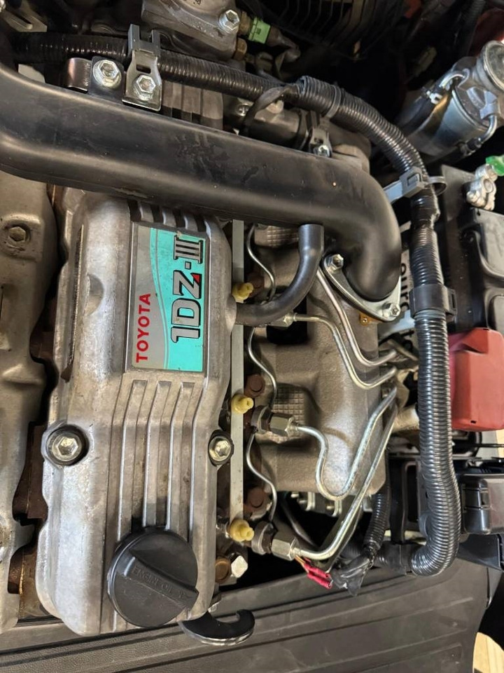 Toyota 10811 06-8FD25F - رافعة شوكية ديزل: صور 4 Toyota 10811 06-8FD25F - رافعة شوكية ديزل: صور 4