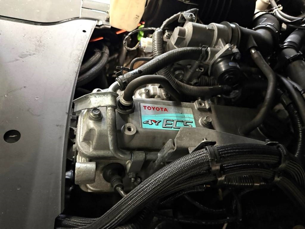 Toyota 10860 - 02-8FGF25 - رافعة شوكية تعمل بالغاز: صور 4 Toyota 10860 - 02-8FGF25 - رافعة شوكية تعمل بالغاز: صور 4