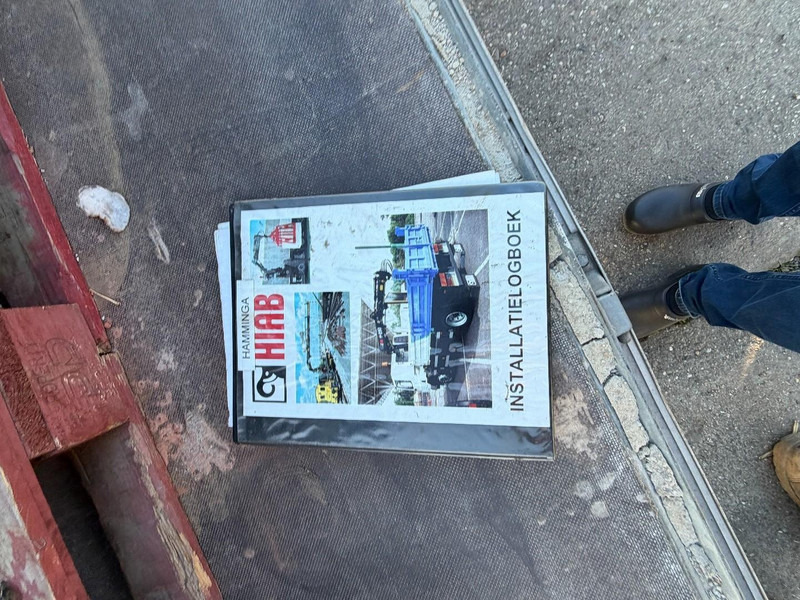 Hiab 112 RADIO REMOTE - ونش كرين - شاحنة: صور 4 Hiab 112 RADIO REMOTE - ونش كرين - شاحنة: صور 4