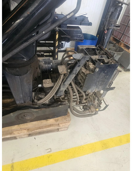 Hiab 23 tm hiab with radio remote - ذراع الرافعة: صور 2 Hiab 23 tm hiab with radio remote - ذراع الرافعة: صور 2