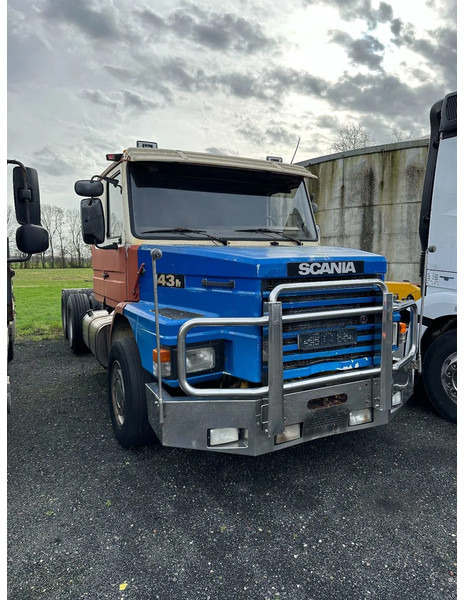 شاحنة جرار Scania T143-450 V8 HAUBER/NEUS/TORPEDO: صور 1