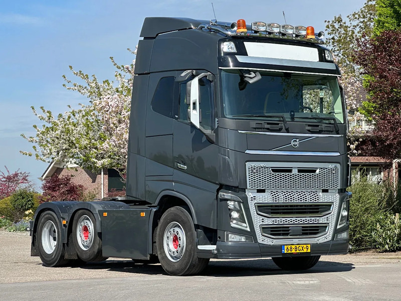 Volvo FH 16 750!!6x2!!ONLY 318TKM!! - شاحنة جرار: صور 2 Volvo FH 16 750!!6x2!!ONLY 318TKM!! - شاحنة جرار: صور 2