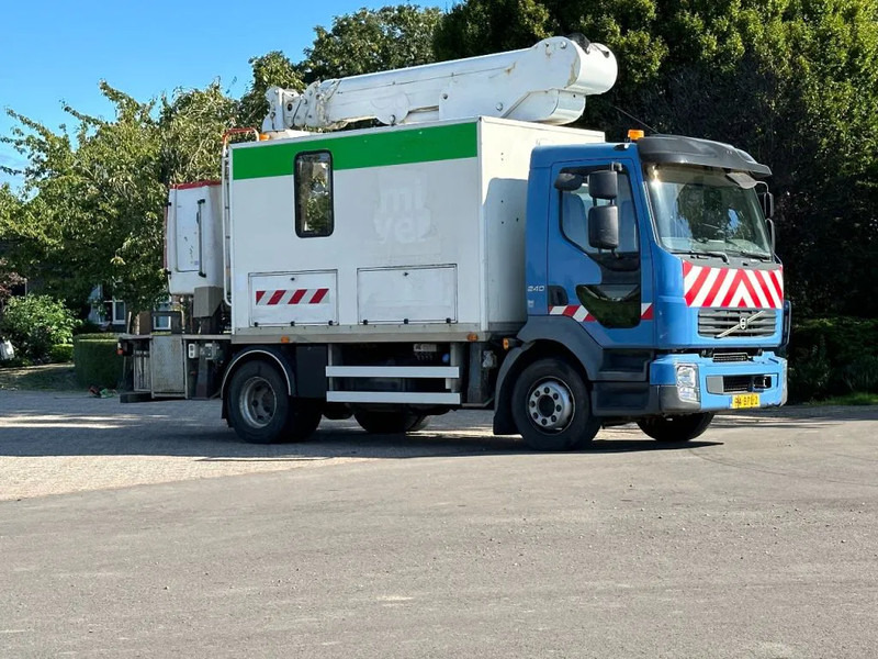 Volvo FL 240 ARBEITSBUHNE/SKYWORKER/17.5m - شاحنة: صور 2 Volvo FL 240 ARBEITSBUHNE/SKYWORKER/17.5m - شاحنة: صور 2