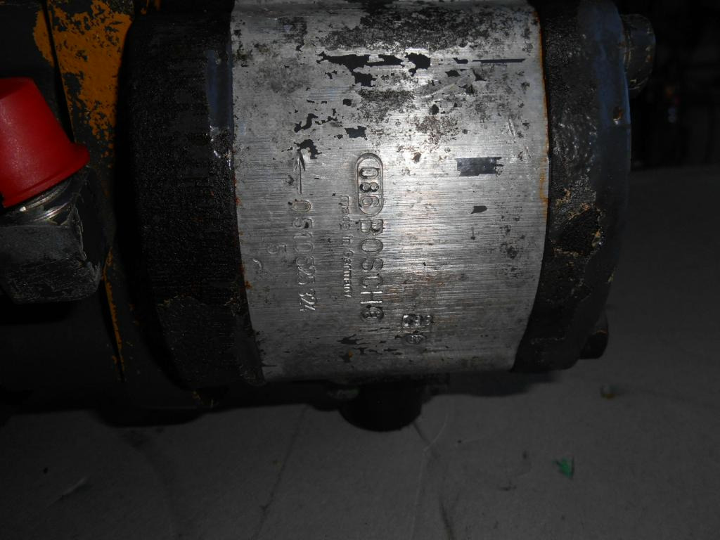 Bosch 0510525324 - - مضخة التوجيه - آلات البناء: صور 3 Bosch 0510525324 - - مضخة التوجيه - آلات البناء: صور 3