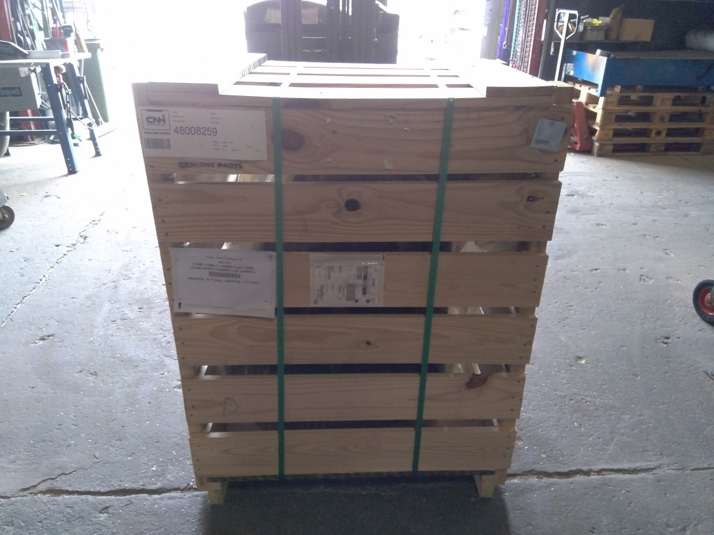 Case 48008259 - خزان هيدروليكي - آلات البناء: صور 4 Case 48008259 - خزان هيدروليكي - آلات البناء: صور 4