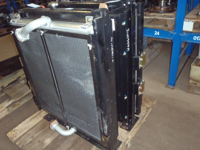 Case KRH1462 - KRH1630 - المبرد - الآلات والماكينات الزراعية: صور 1 Case KRH1462 - KRH1630 - المبرد - الآلات والماكينات الزراعية: صور 1