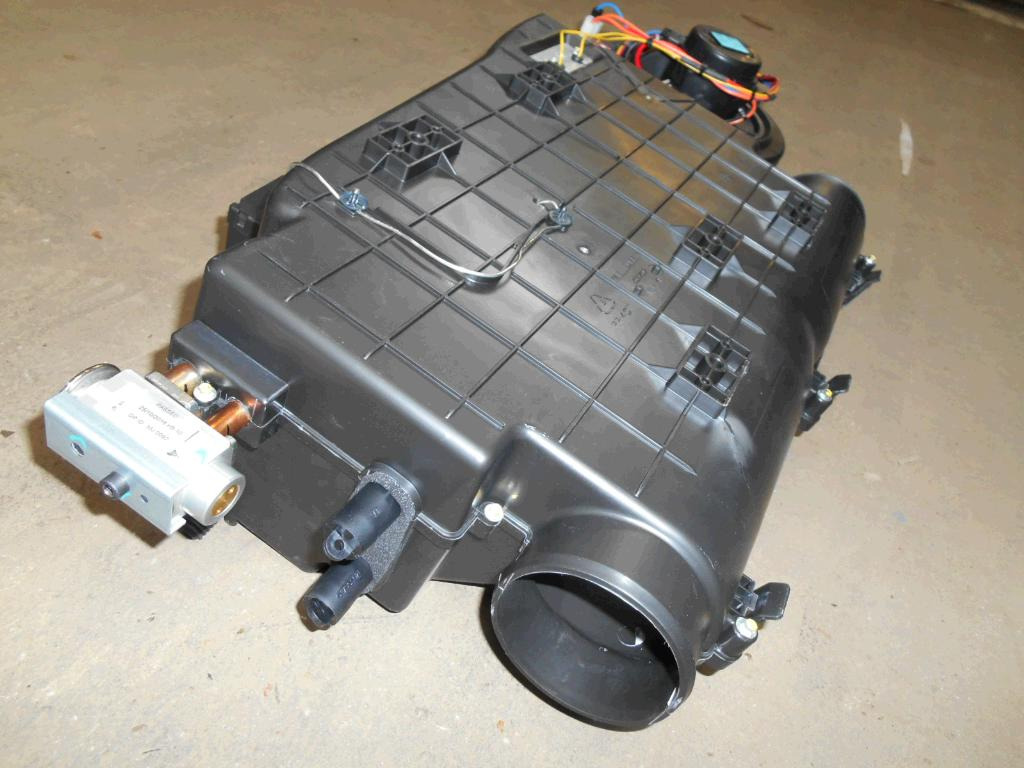 Caterpillar 3622490 - 4698419 - جزء تكييف الهواء - آلات البناء: صور 2 Caterpillar 3622490 - 4698419 - جزء تكييف الهواء - آلات البناء: صور 2