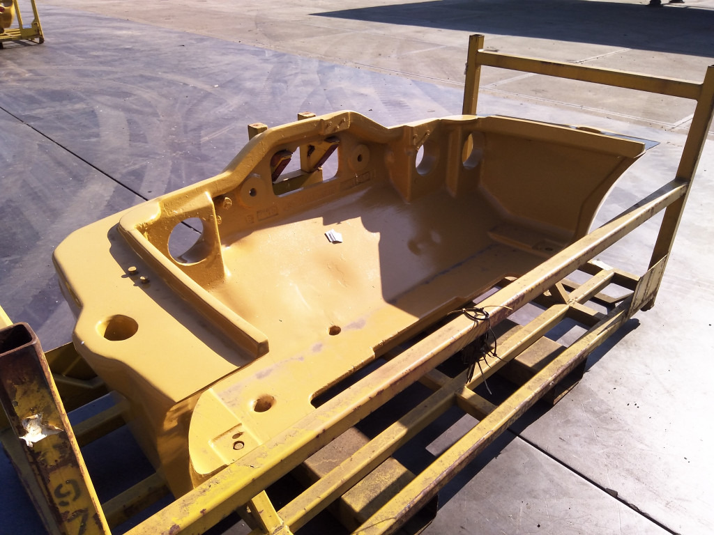 Caterpillar 4379194 - 4379019 - ثقل موازن - آلات البناء: صور 3 Caterpillar 4379194 - 4379019 - ثقل موازن - آلات البناء: صور 3