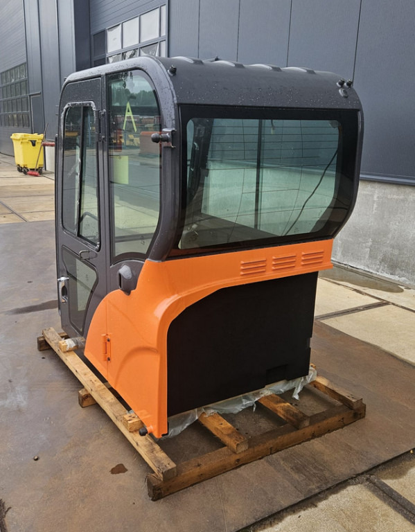 Doosan 220101-00889K - 220101-00889 - الكبائن - آلات البناء: صور 3 Doosan 220101-00889K - 220101-00889 - الكبائن - آلات البناء: صور 3