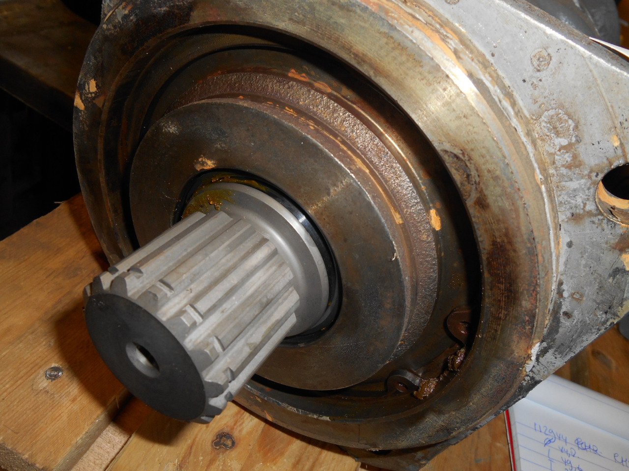 Hitachi 9077555 - - مضخة هيدروليكية - آلات البناء: صور 5 Hitachi 9077555 - - مضخة هيدروليكية - آلات البناء: صور 5