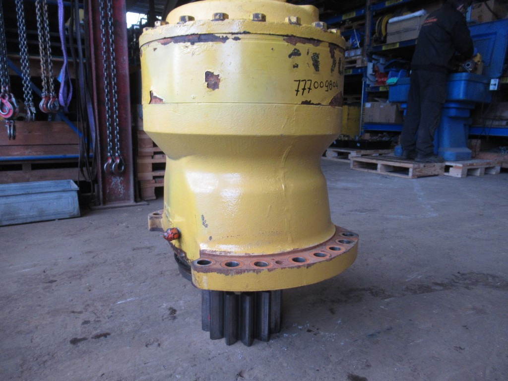 Komatsu 209-26-00040 - محرك سوينغ - آلات البناء: صور 1 Komatsu 209-26-00040 - محرك سوينغ - آلات البناء: صور 1