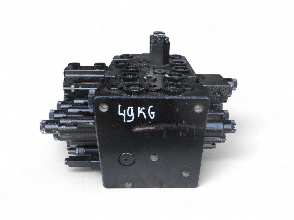 New Holland YT30V00014F4 - صمام هيدروليكي - آلات البناء: صور 3 New Holland YT30V00014F4 - صمام هيدروليكي - آلات البناء: صور 3