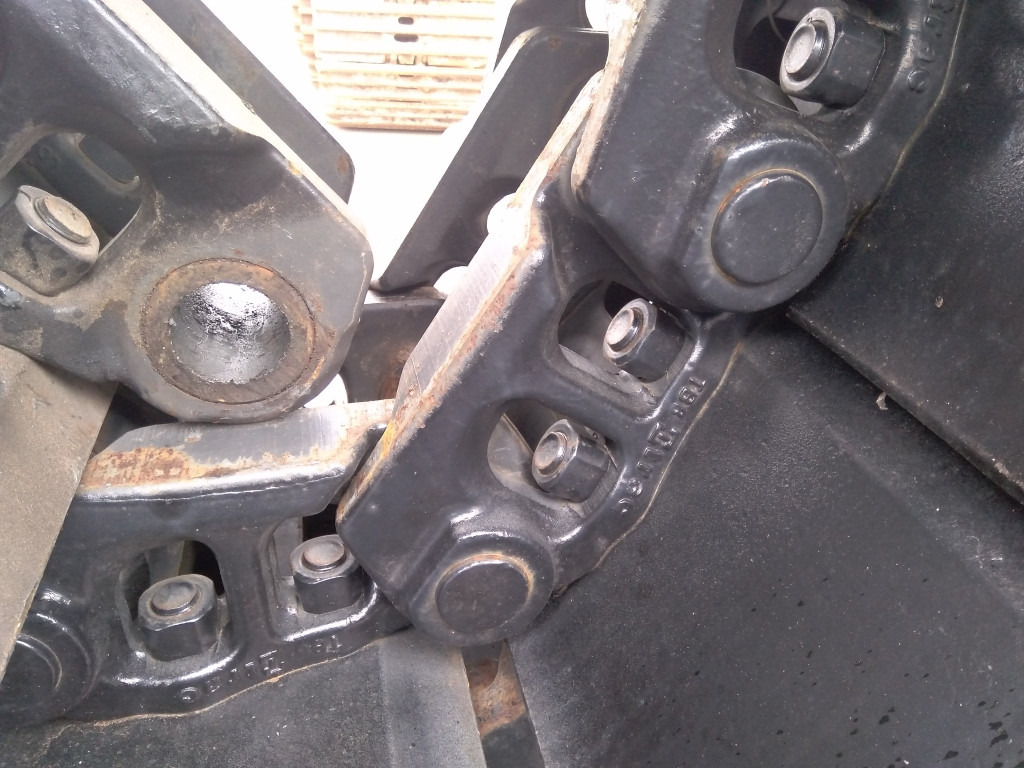 O&K PROTO - - مسارات للحفارات - آلات البناء: صور 4 O&K PROTO - - مسارات للحفارات - آلات البناء: صور 4