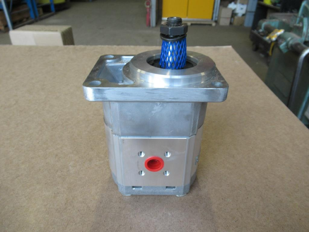 Vickers 051702198 - - مضخة هيدروليكية - آلات البناء: صور 2 Vickers 051702198 - - مضخة هيدروليكية - آلات البناء: صور 2