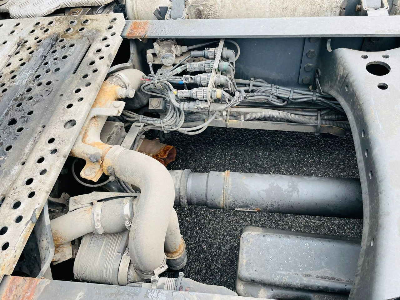 Scania R 410 euro6 tractor unit - شاحنة جرار: صور 5 Scania R 410 euro6 tractor unit - شاحنة جرار: صور 5