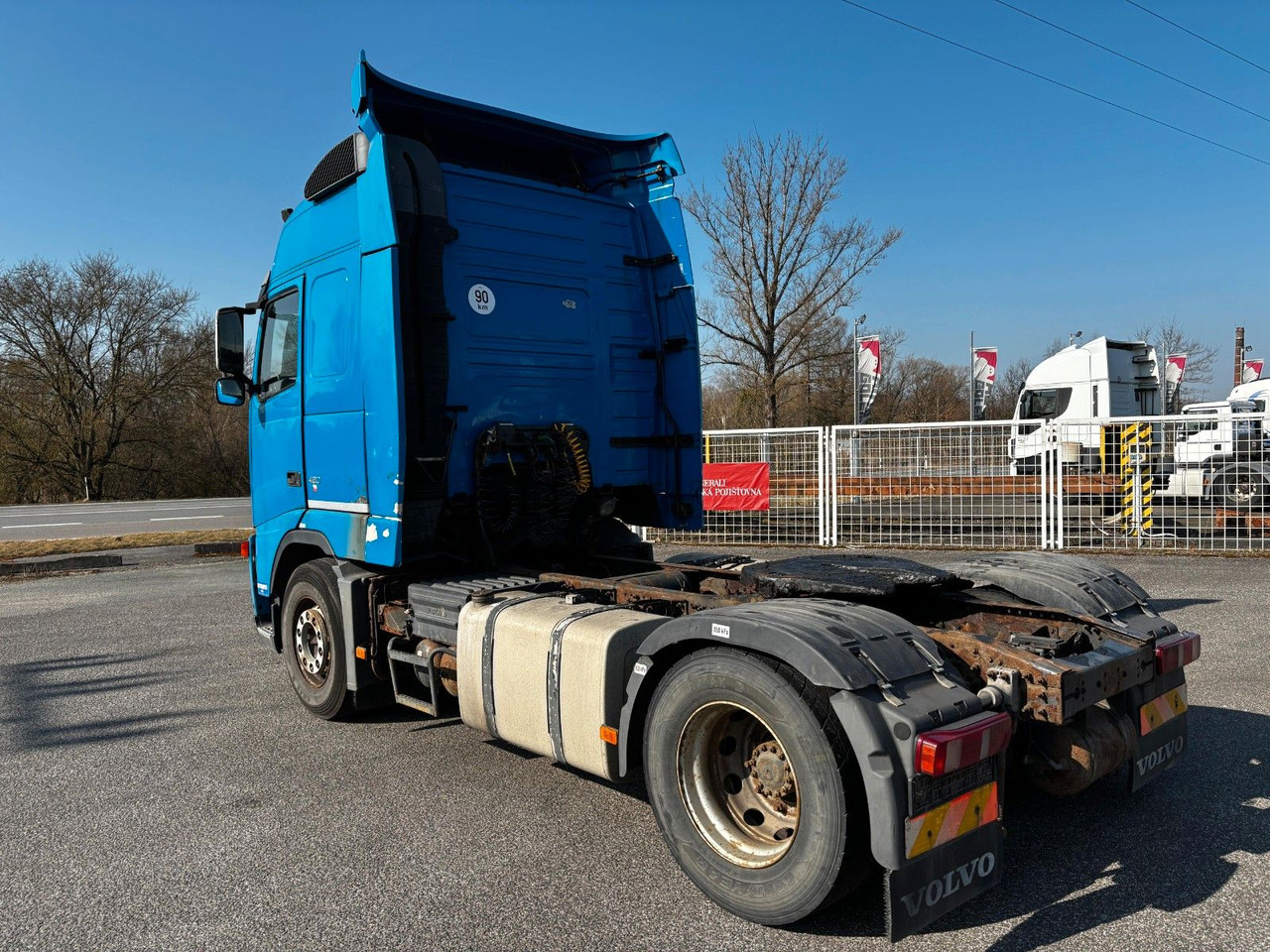Volvo FH12 420 - شاحنة جرار: صور 4 Volvo FH12 420 - شاحنة جرار: صور 4