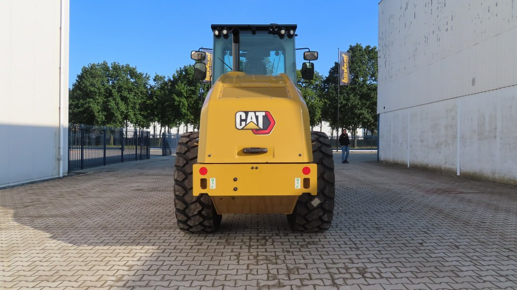 Caterpillar CS74B - مدماج: صور 3 Caterpillar CS74B - مدماج: صور 3